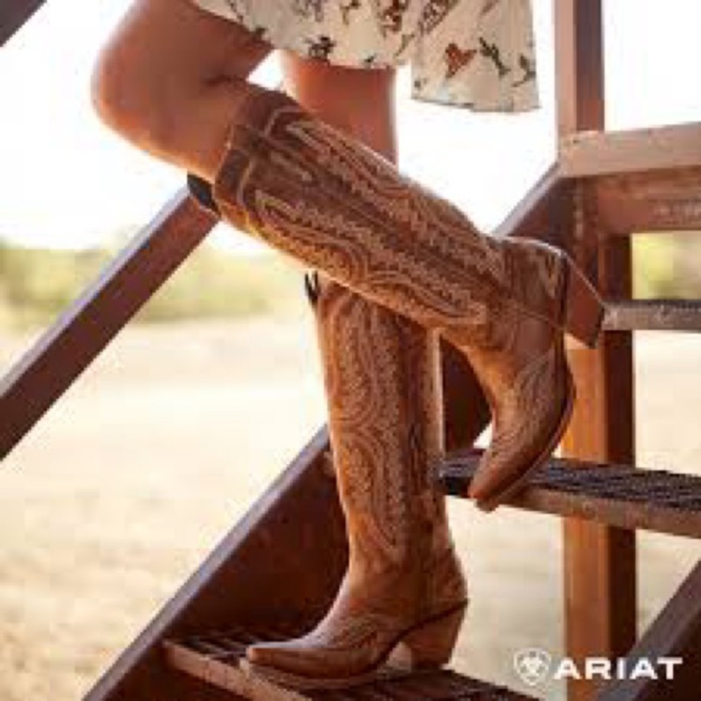 Ariat Cassanova Western Leather Boots